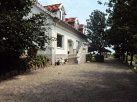 Der Weg zum Hof auf der Wurp in Brake